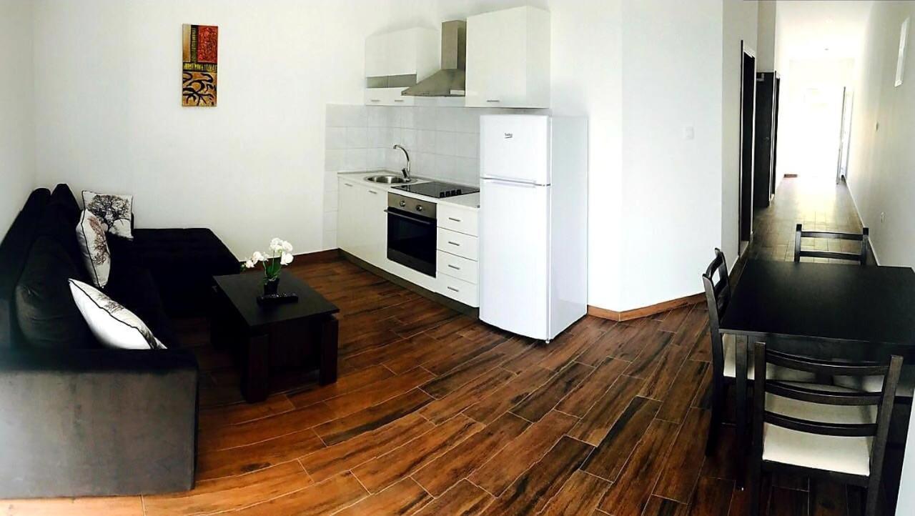 Apartmani Maki Omiš Екстериор снимка